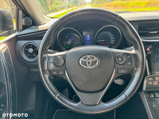 Toyota Auris 1.8 VVT-i Automatik Style Selection - 27