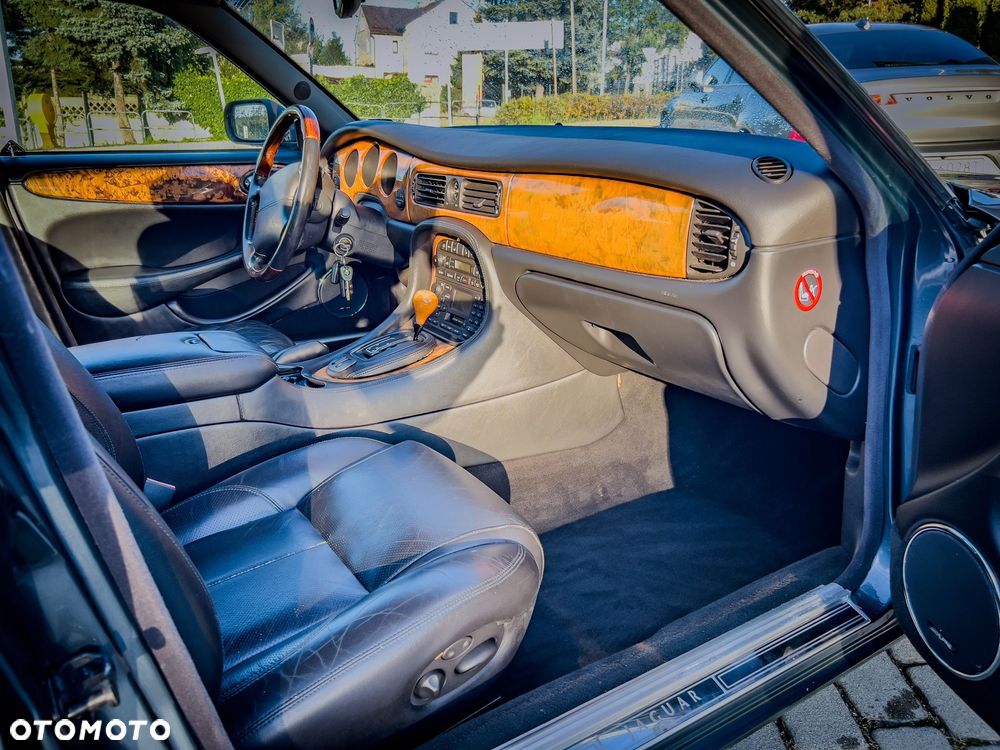 Jaguar XJR Standard - 25