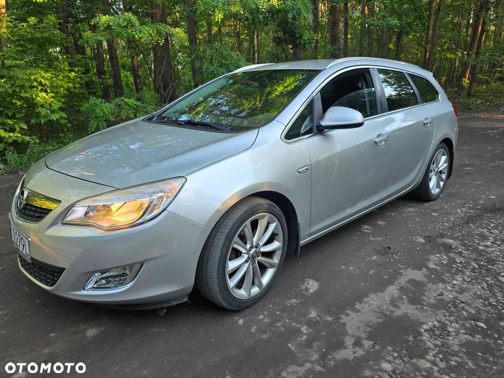 Opel Astra 1.4 T Cosmo - 2