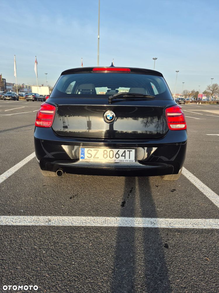 BMW Seria 1 116i Sport Line - 11