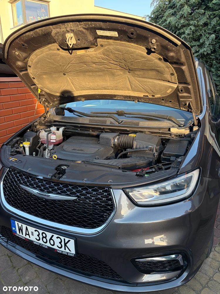 Chrysler Pacifica - 37