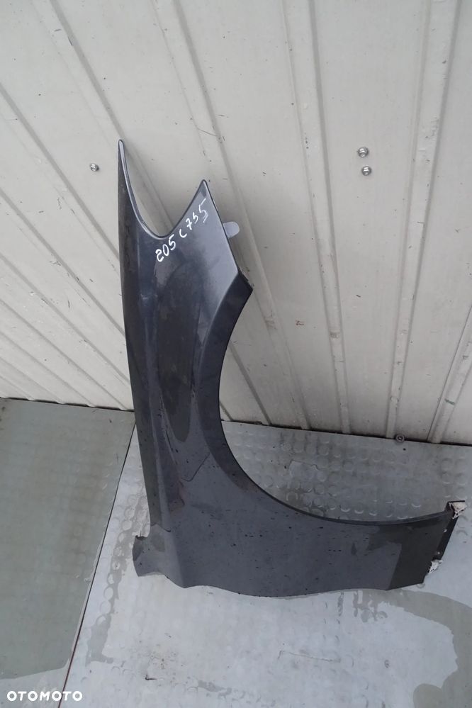 MERCEDES C W205 Błotnik przedni prawy C755 - 5