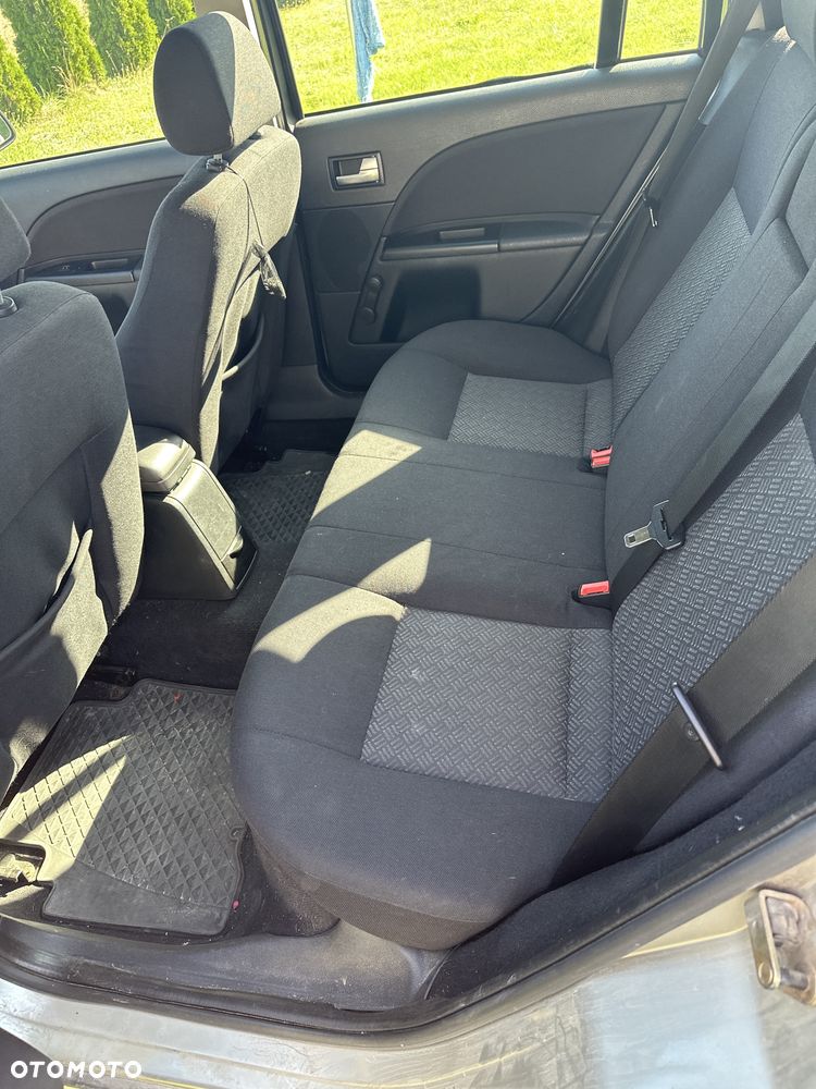 Ford Mondeo - 6