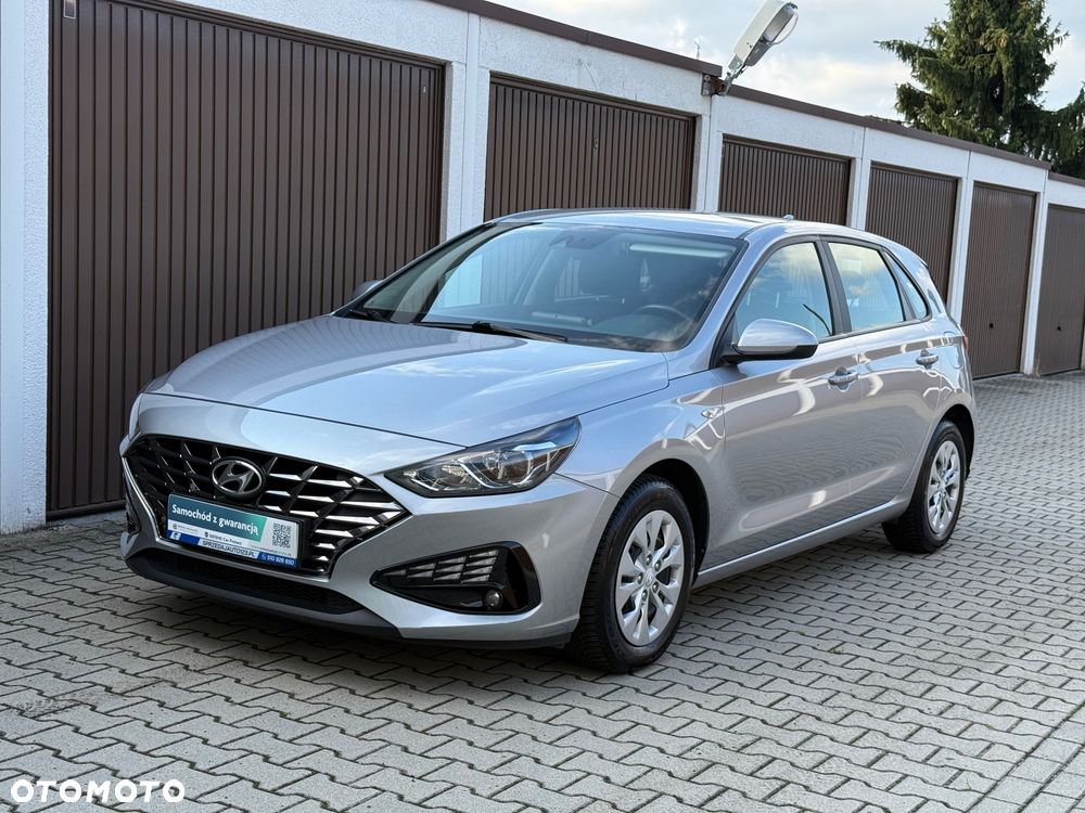 Hyundai i30 1.5 DPI Classic + - 33
