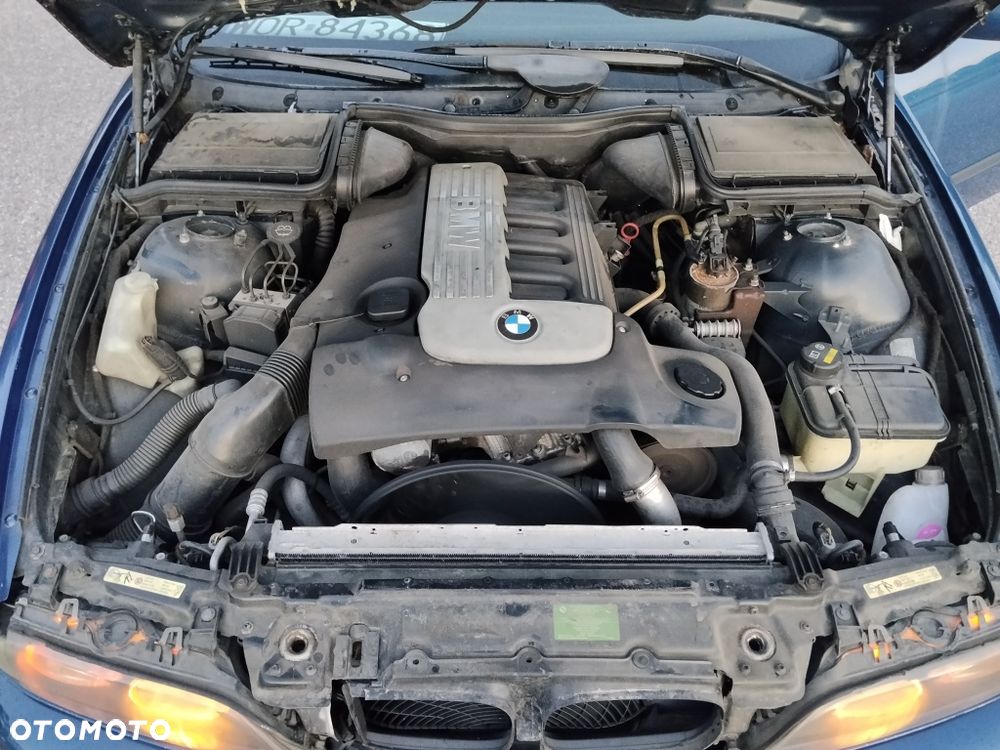 BMW Seria 5 - 8