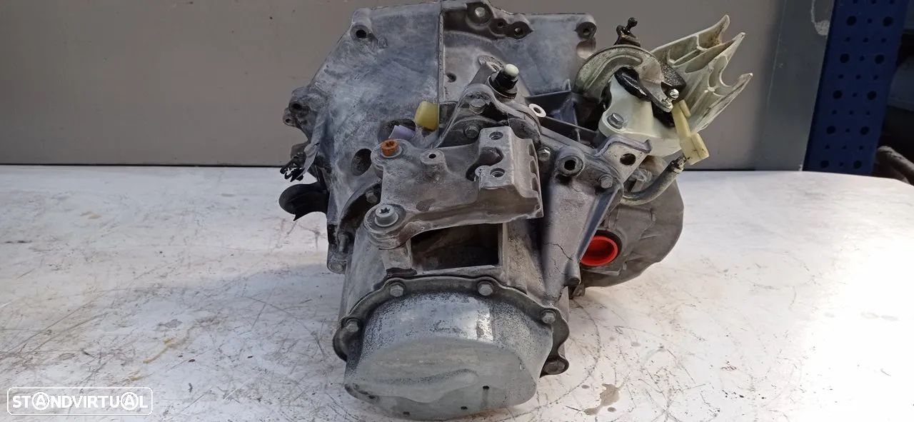 Caixa de velocidades Peugeot 207 1.6 HDi 20DP27 2006/2015 - 1