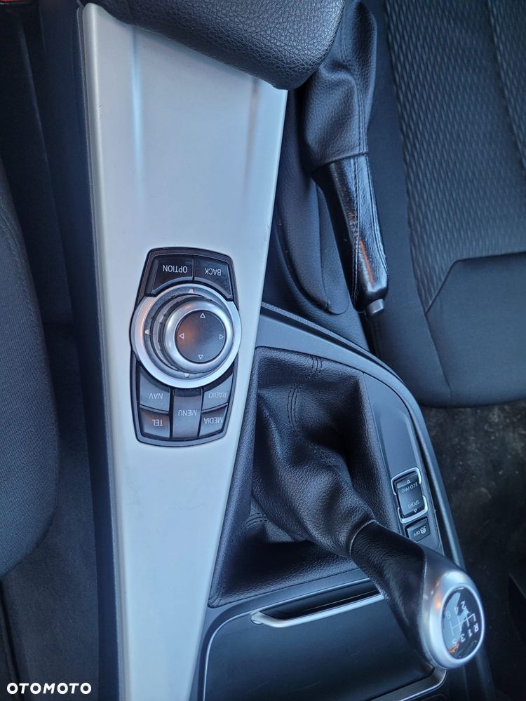 BMW Seria 3 320d Edition M Sport Shadow - 28