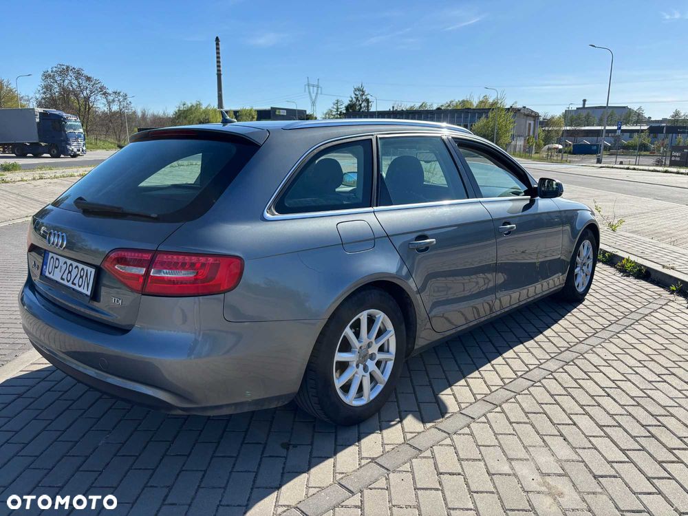 Audi A4 Avant - 4