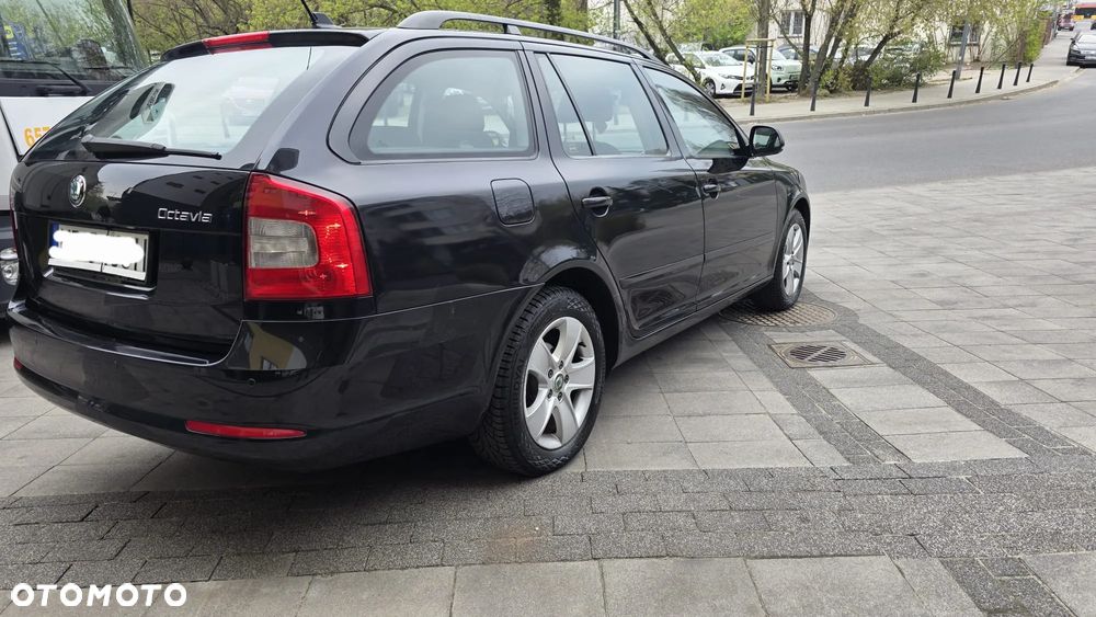 Skoda Octavia - 30