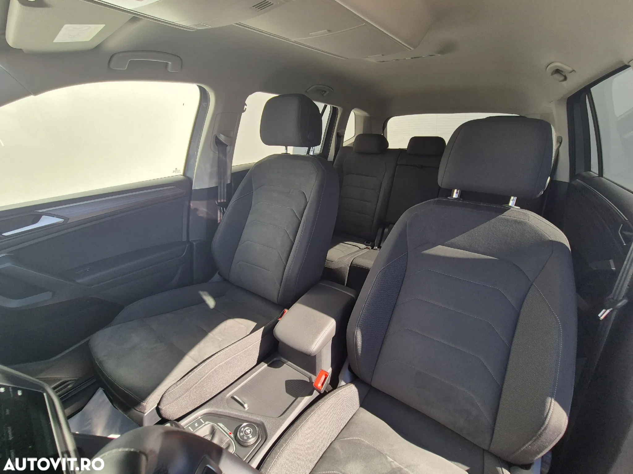 Volkswagen Tiguan Allspace 2.0 TDI 4Mot DSG Elegance - 10