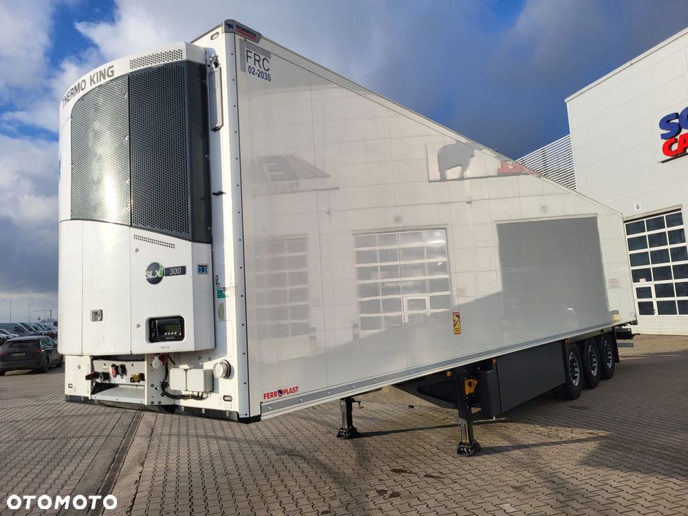 Schmitz Cargobull ThermoKing SLXi300; DOST; Uchwyty promowe, Paleciara - 1