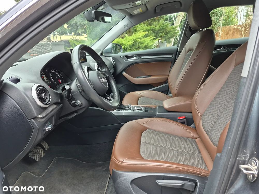 Audi A3 Sportback - 16