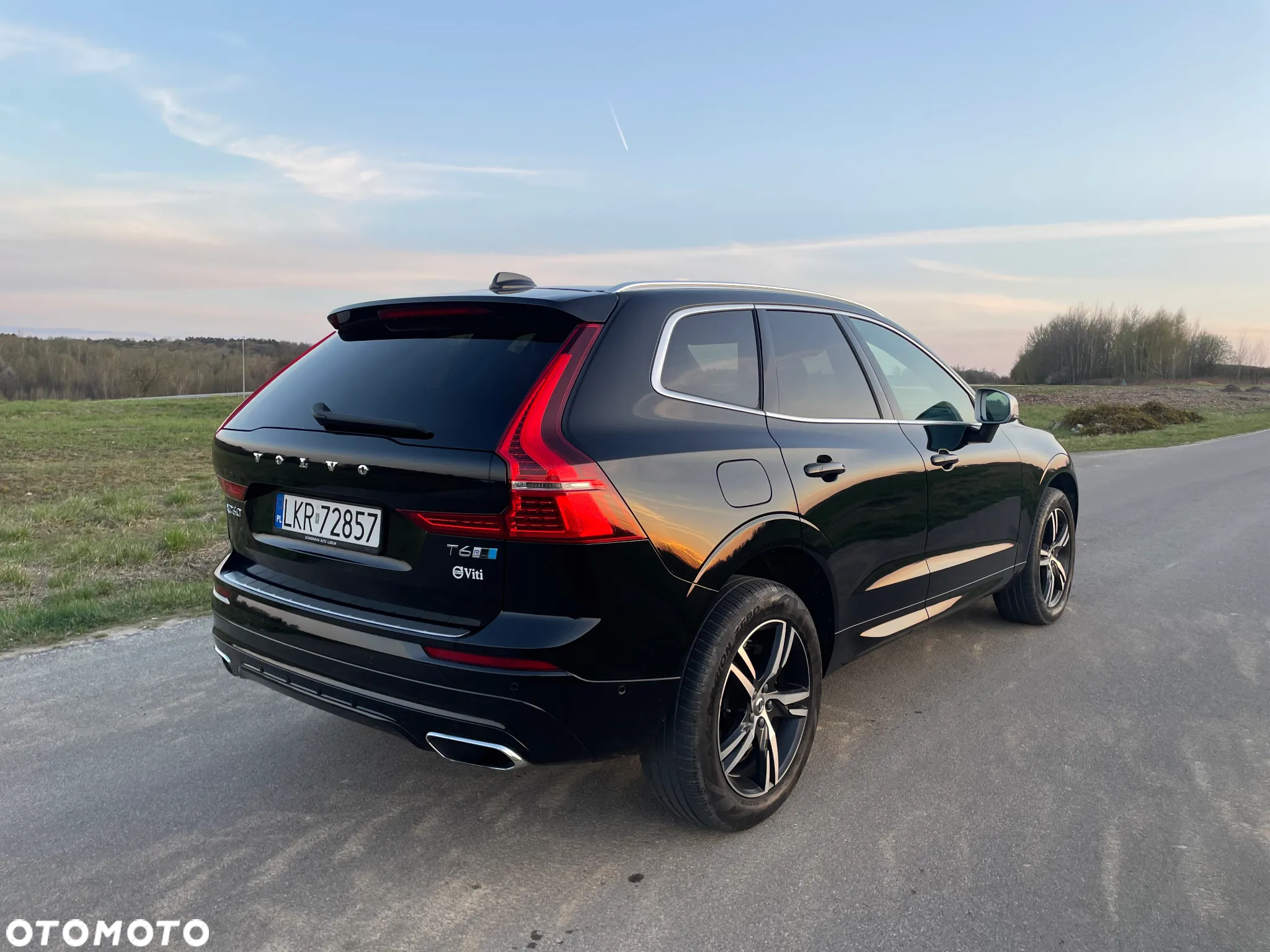 Volvo XC 60 T6 AWD R-Design - 3