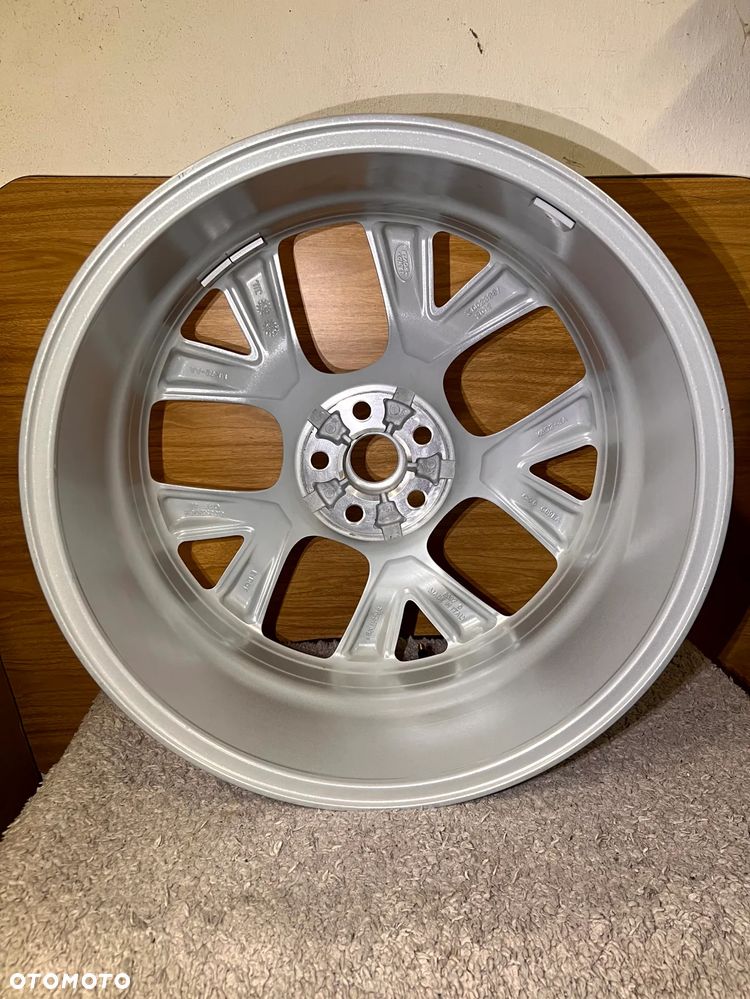 RANGE ROVER JAGUAR LAND ROVER FELGA ALUMINIOWA 20 CALI ORYGINAŁ 8 X 20 5X108 ET40 JAK NOWA K8D2-JA MK72-AA - 3