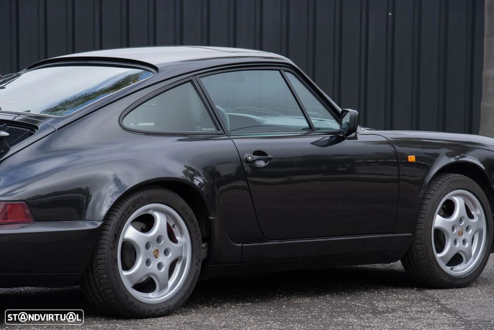 Porsche 911 (964) Coupé 3.6 Carrera 4 - 15