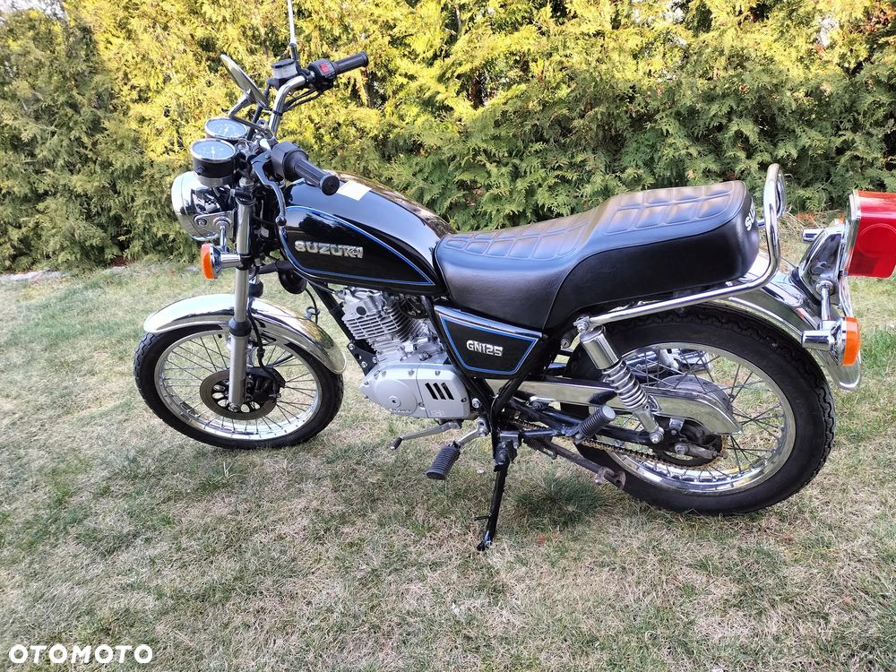 Suzuki GN - 12