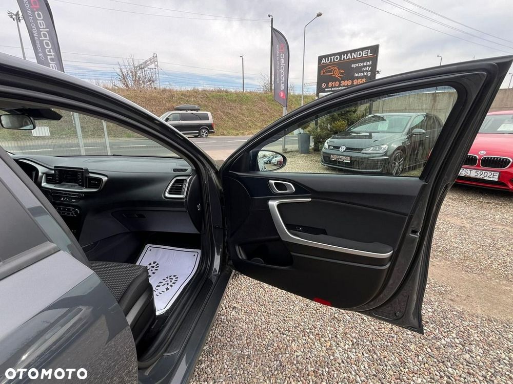 Kia Ceed - 17