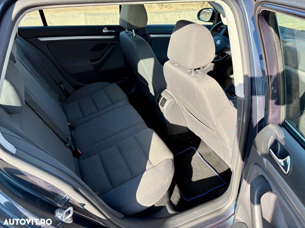 Volkswagen Golf 1.4 TSI Highline - 33