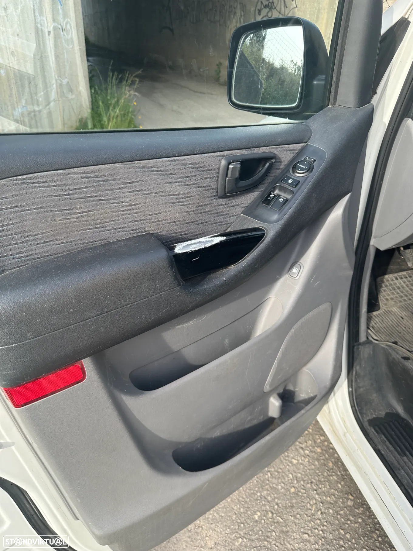 Hyundai H-1 - 13