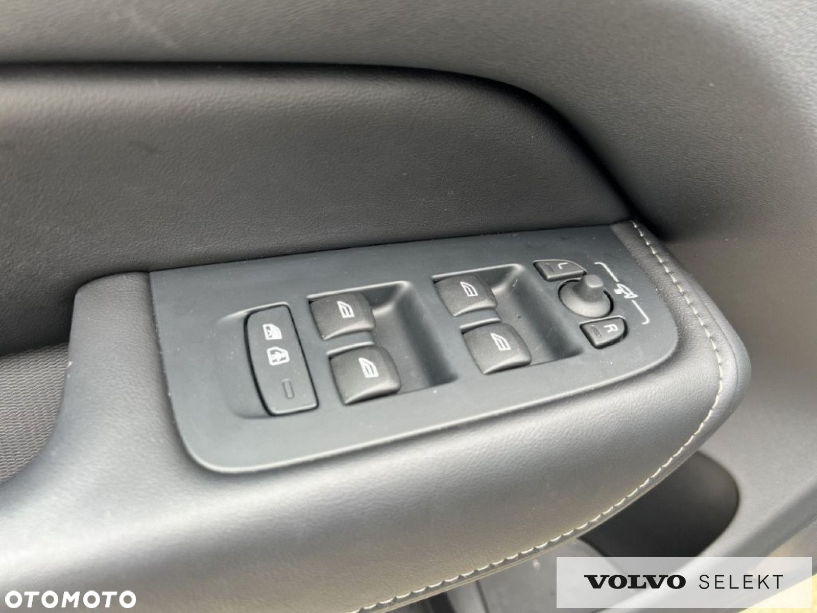 Volvo XC 60 - 21