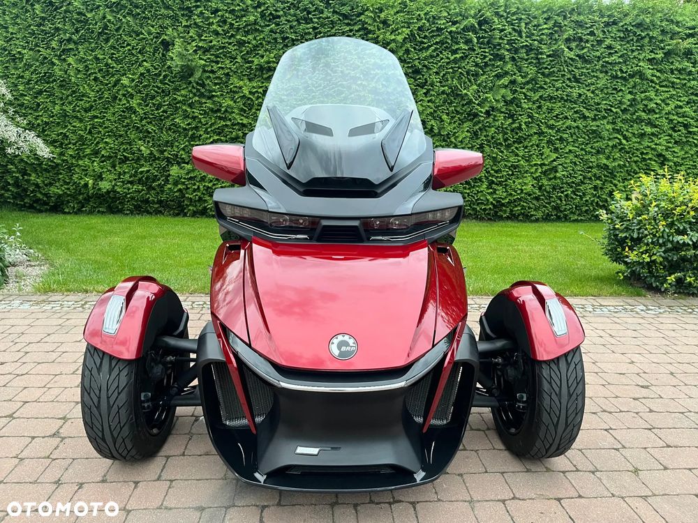 Can-Am Spyder - 2
