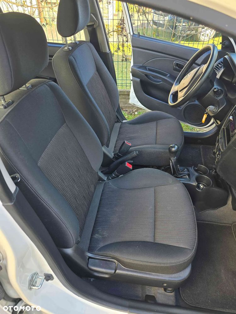 Kia Picanto - 2