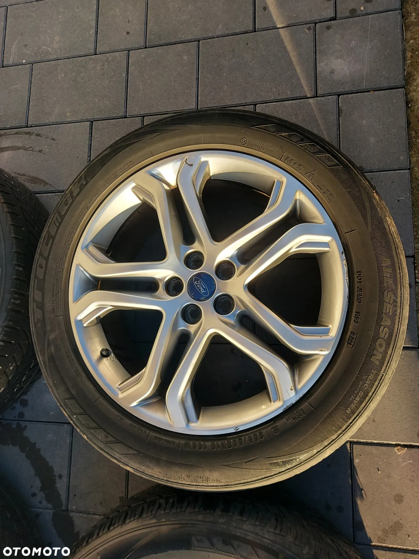 FORD EDGE - 4