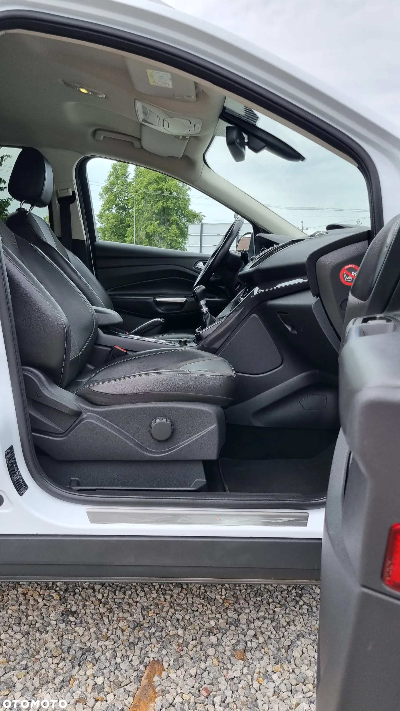 Ford Kuga 2.0 TDCi 4WD Titanium - 32