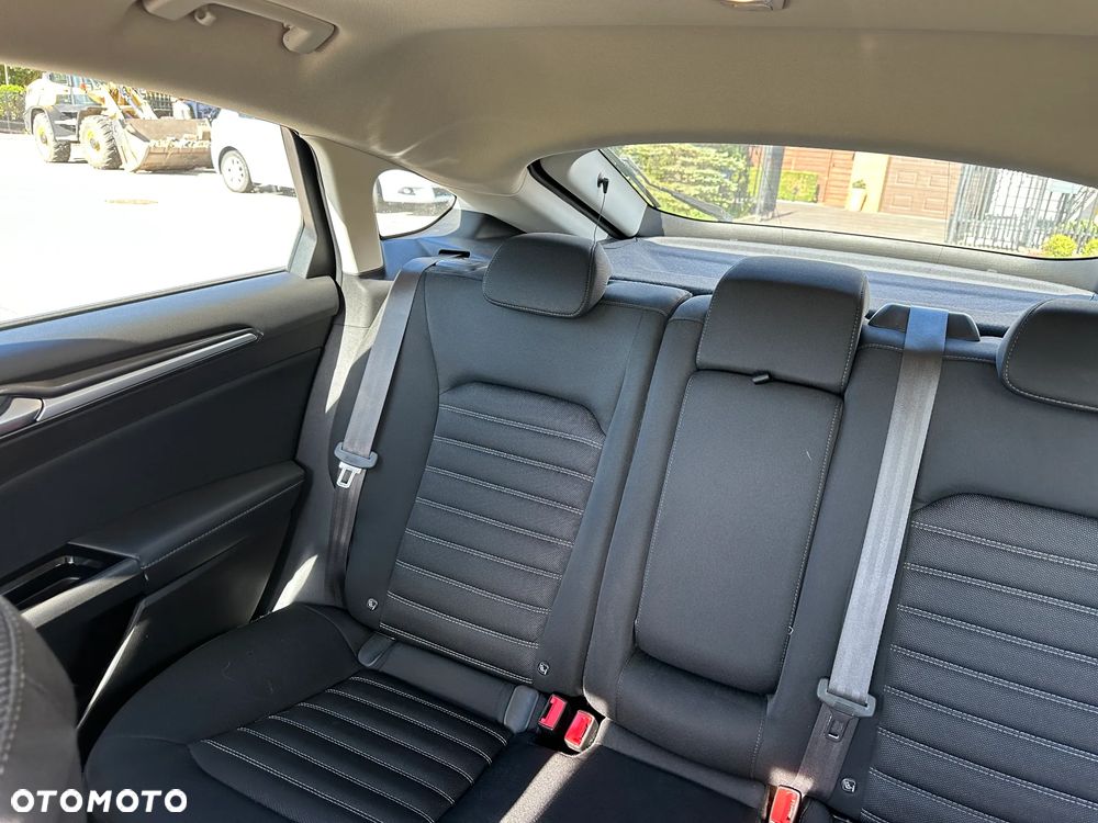Ford Mondeo - 6