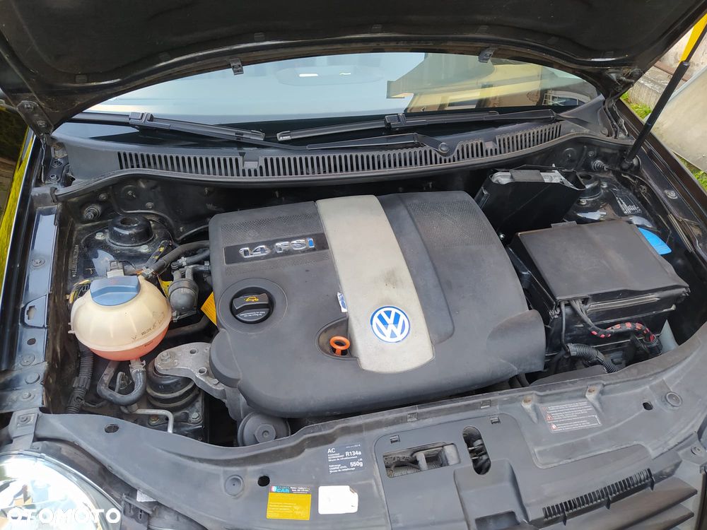Volkswagen Polo 1.4 FSI Highline - 7