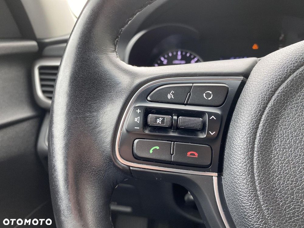 Kia Optima 1.7 CRDI M - 31