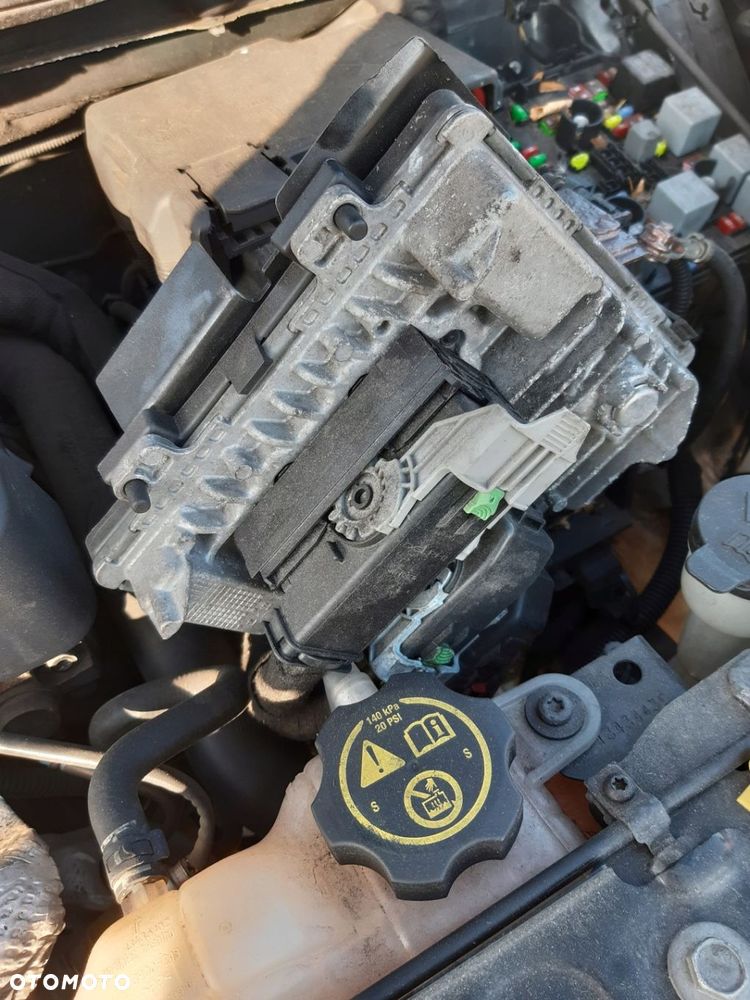 OPEL CORSA E 1.3 CDTI KOMPOUTER SILNIKA ZESTAW - 1