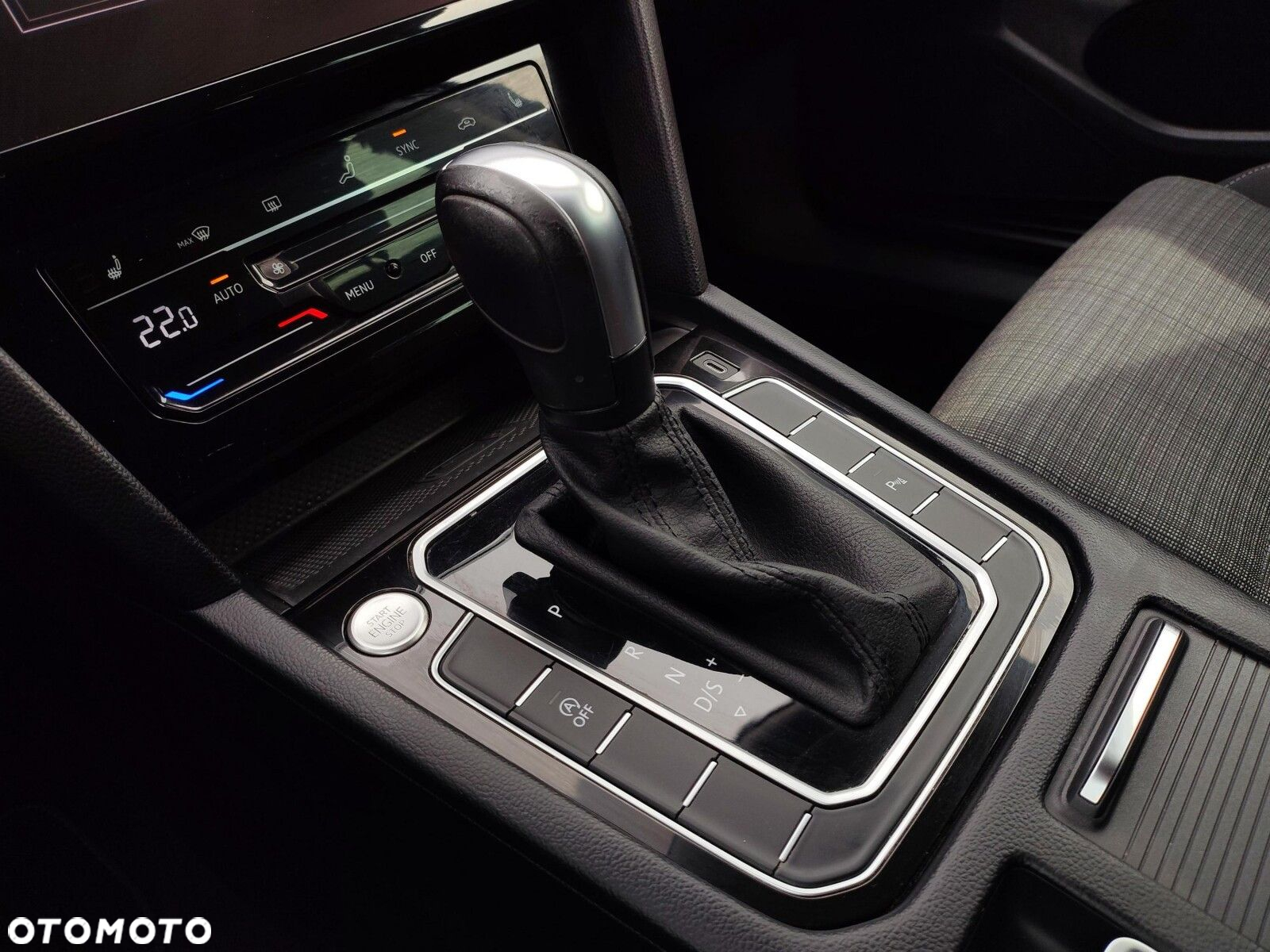 Volkswagen Passat 2.0 TDI Business DSG - 14