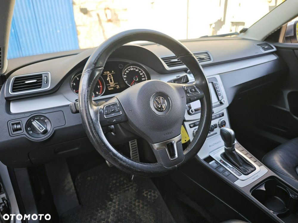 Volkswagen Passat Alltrack 2.0 TSI 4Mot DSG - 14