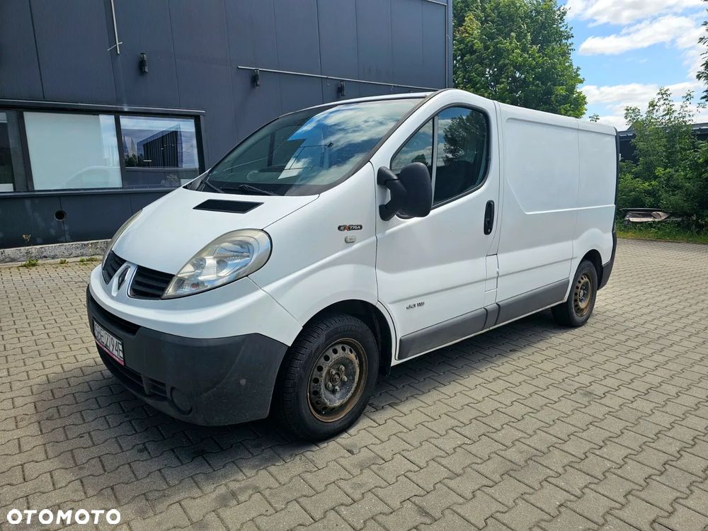 Renault TRAFIC - 9