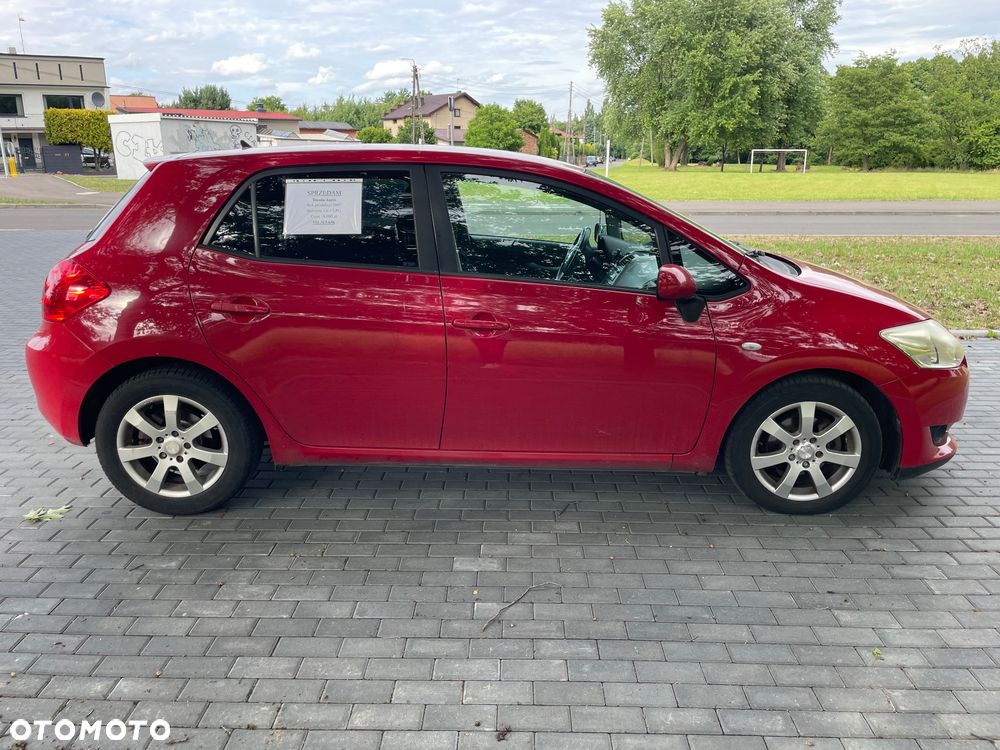 Toyota Auris - 4