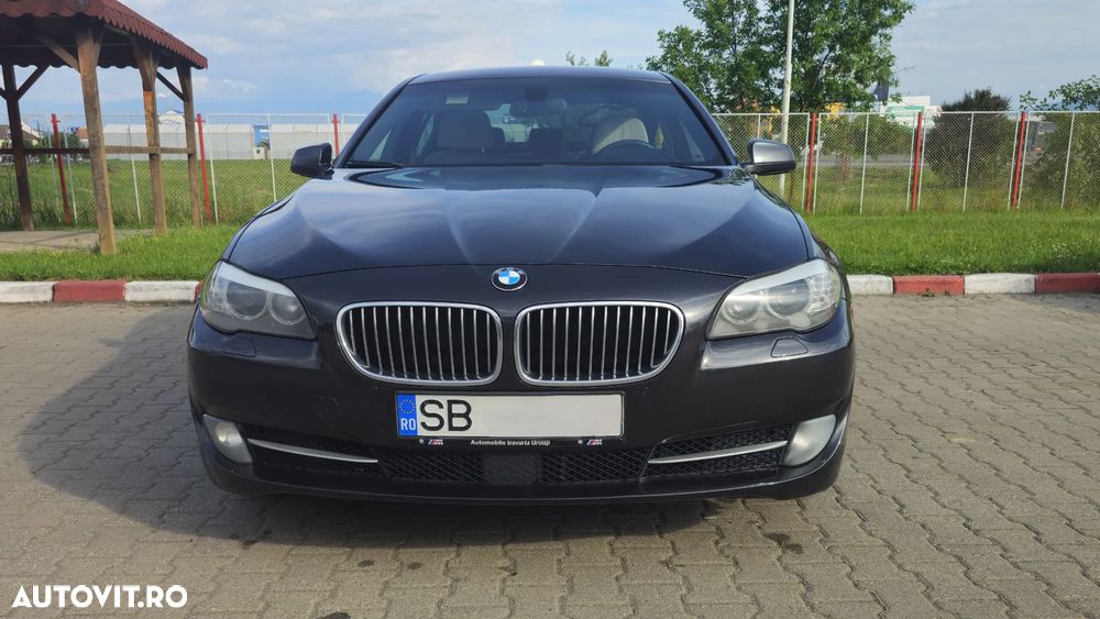 BMW Seria 5 530d xDrive - 1