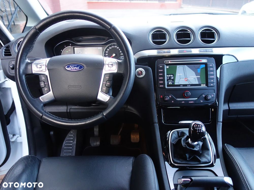 Ford Galaxy 2.0 TDCi Titanium - 26