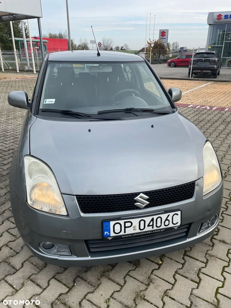 Suzuki Swift - 3