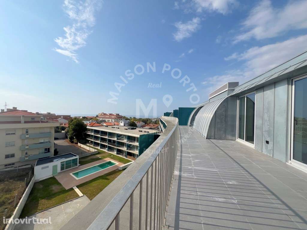 Apartamento T4 com terraço na cobertura de Condomínio Privado com P... - Grande imagem: 2/34