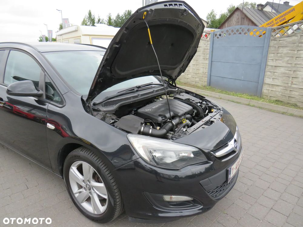 Opel Astra 1.7 CDTI DPF ecoFLEX TourerStart/Stop 105g Sport - 39