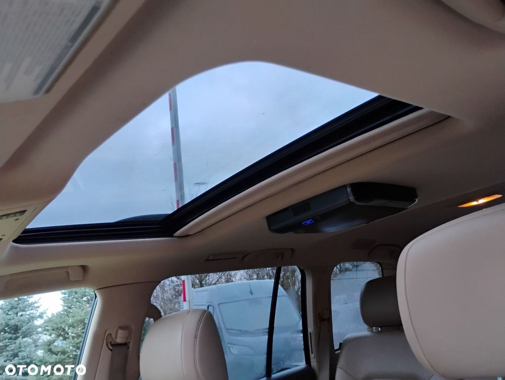 Toyota Land Cruiser - 13