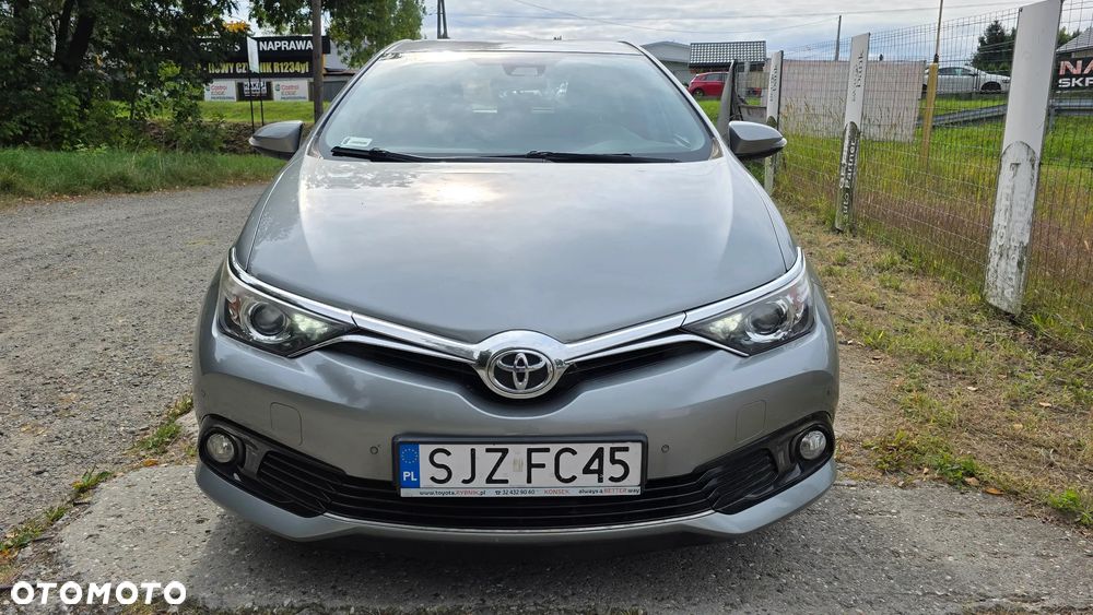 Toyota Auris 1.33 VVT-i Premium - 2