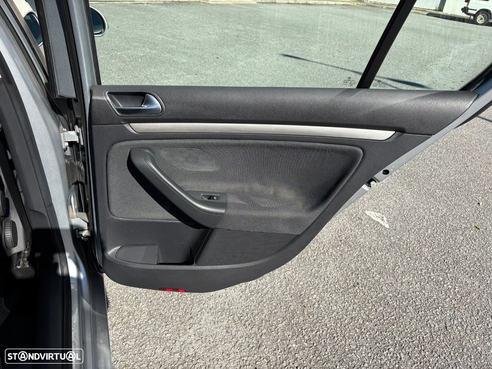 VW Golf 1.9 TDi 6V Confortline - 16