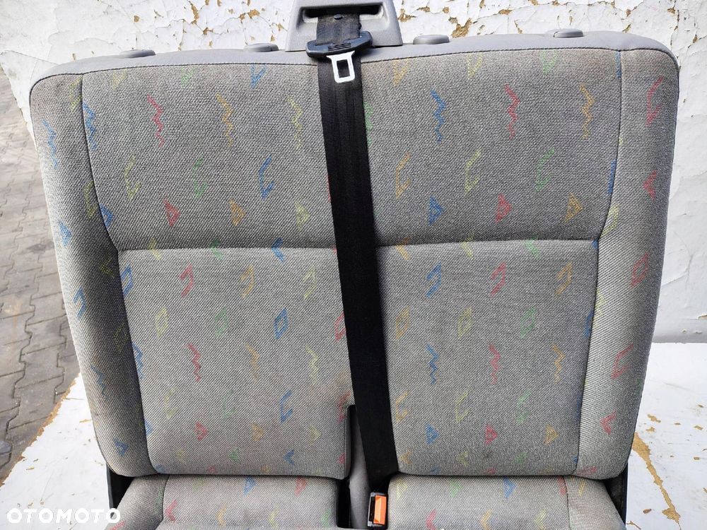 FOTEL KANAPA PASAŻERA PRAWY PRZÓD VOLKSWAGEN T5 - 2