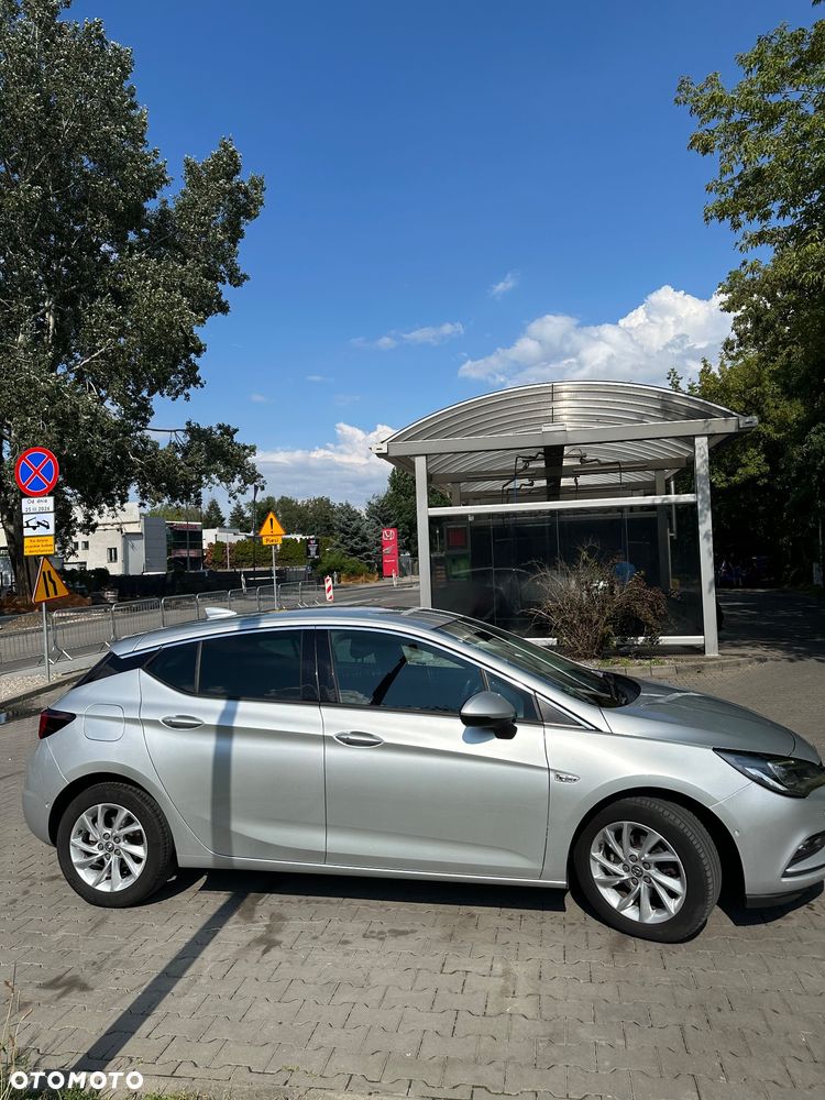 Opel Astra 1.4 T Dynamic S&S - 10