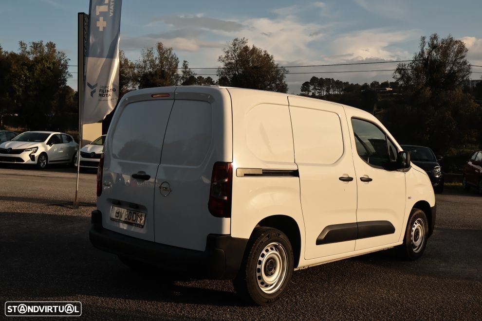 Opel Combo Cargo 1.5 D - 1