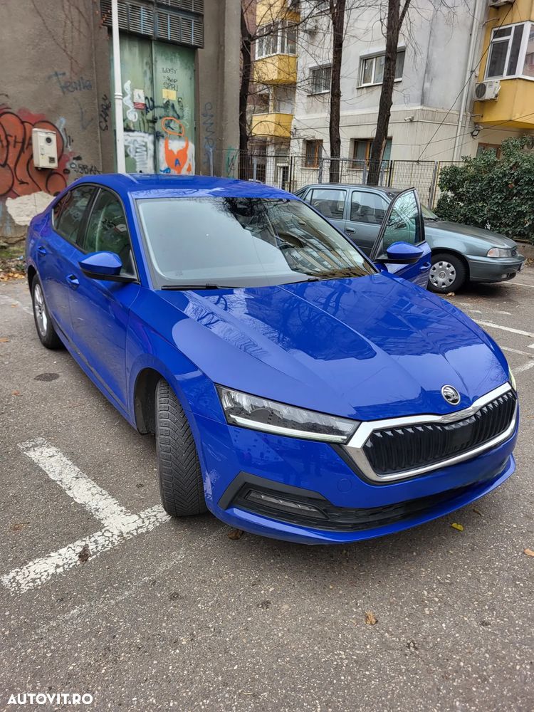 Skoda Octavia 2.0 TDI DSG Ambition - 1