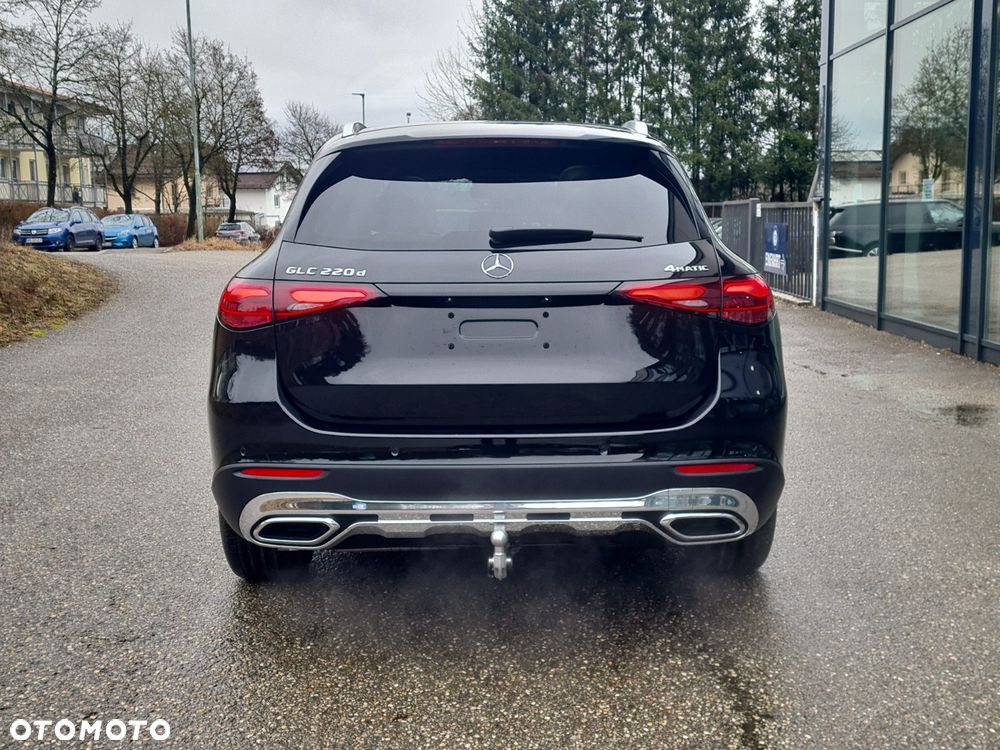 Mercedes-Benz GLC 220 d mHEV 4-Matic Avantgarde - 4
