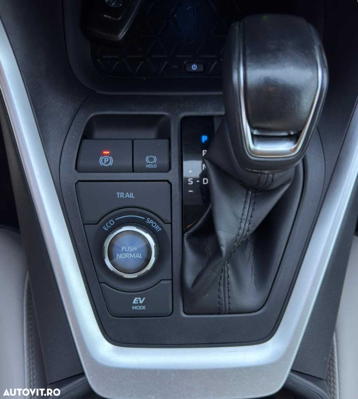 Toyota RAV4 - 30